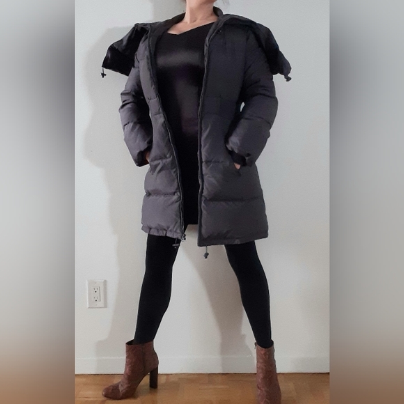 Danier down-filled winter coat/ jacket in grey - Picture 4 of 13